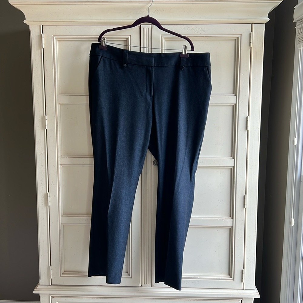 LOFT Women's Navy Blue Dress Trousers